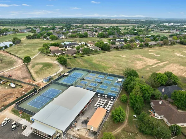 $699,000 | 407 Olympia Fields Street, Meadowlakes, TX 78654