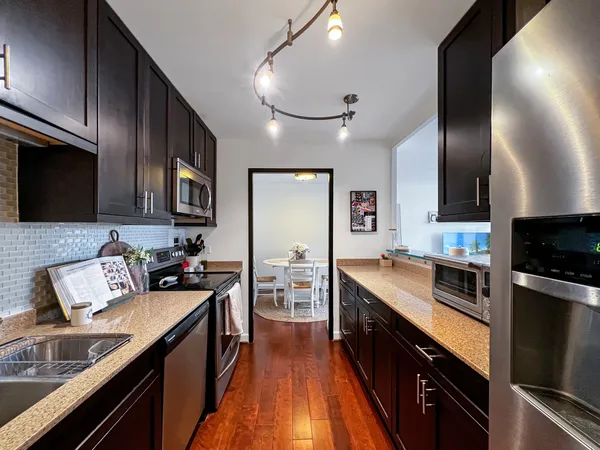 $2,950 | 1400 North State Parkway, Unit 16B, Chicago, IL 60610