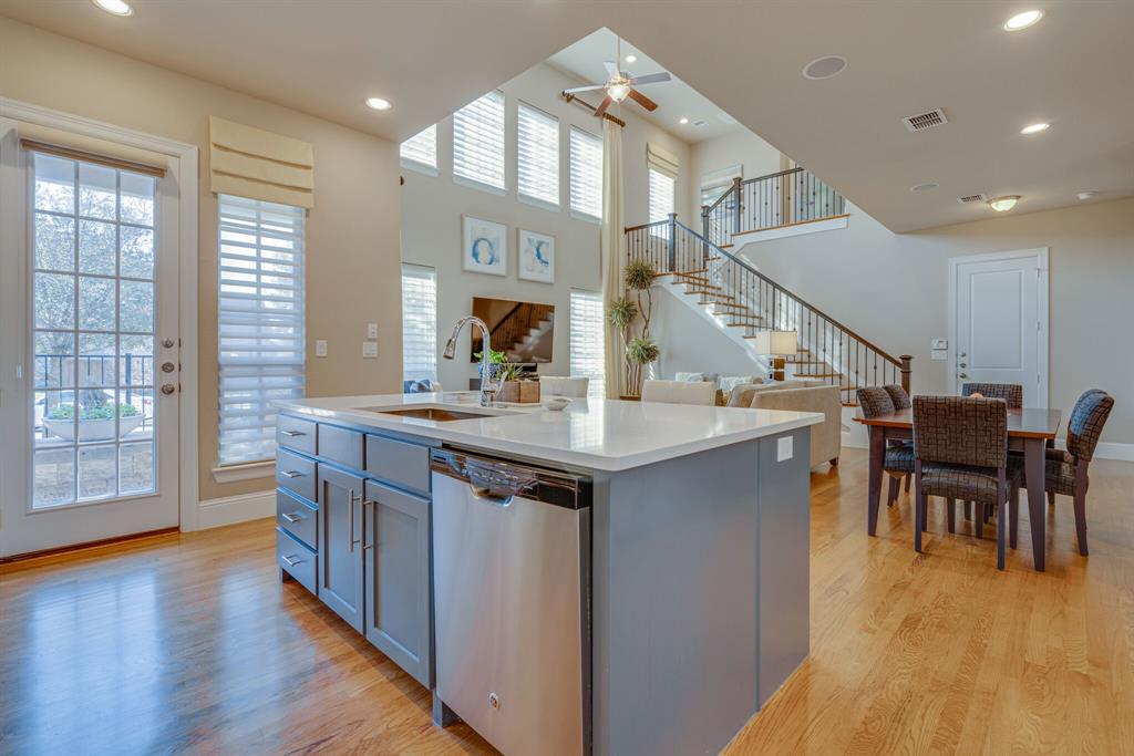 528 Sandy Lane Flower Mound, TX 75022 - Photo 12 of 40 Open-plan layout