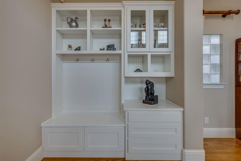 528 Sandy Lane Flower Mound, TX 75022 - Photo 18 of 40 Living room storage
