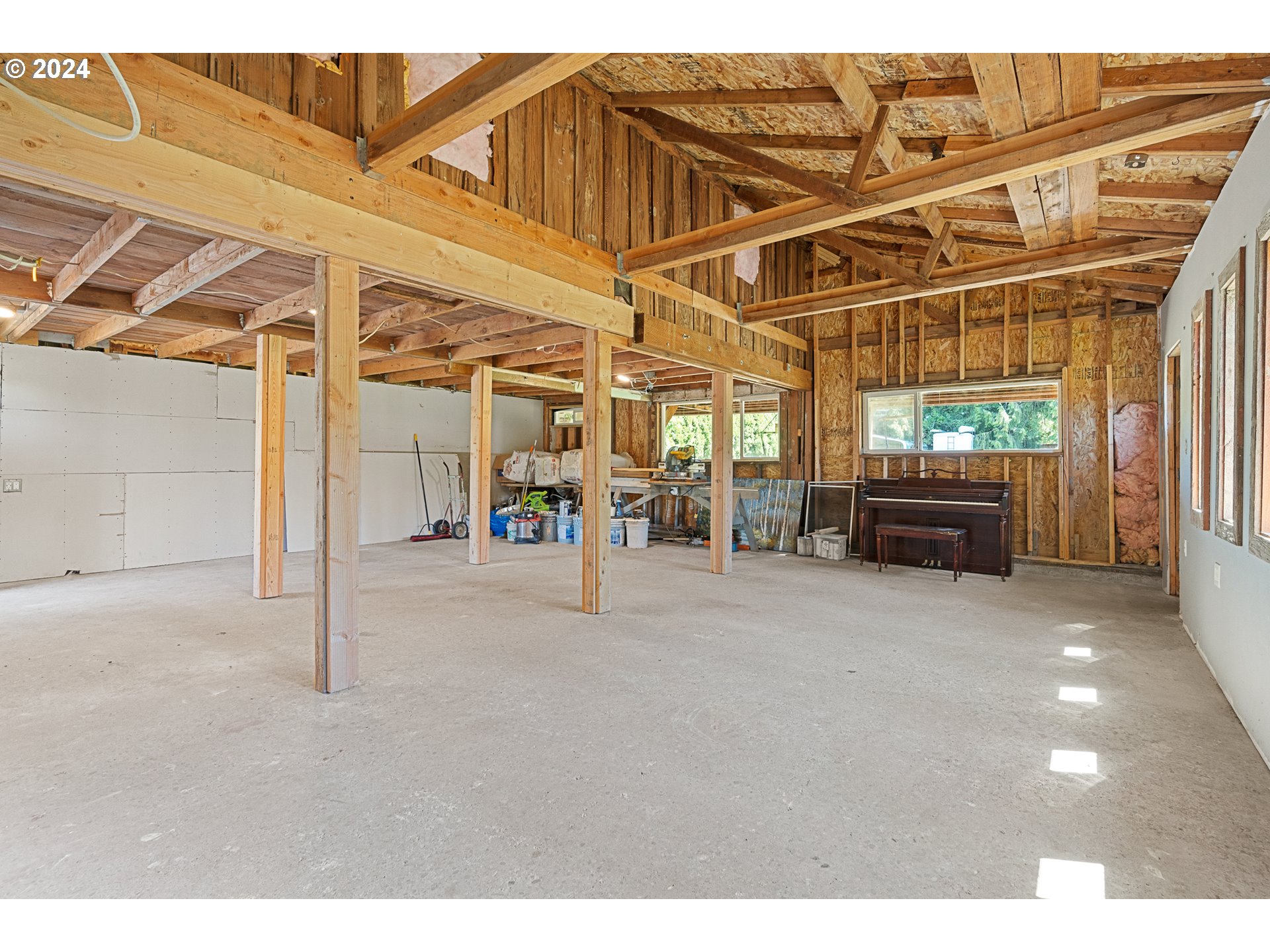 28810 Southeast Church Road Boring, OR 97009 - Photo 26 of 46 Workshop