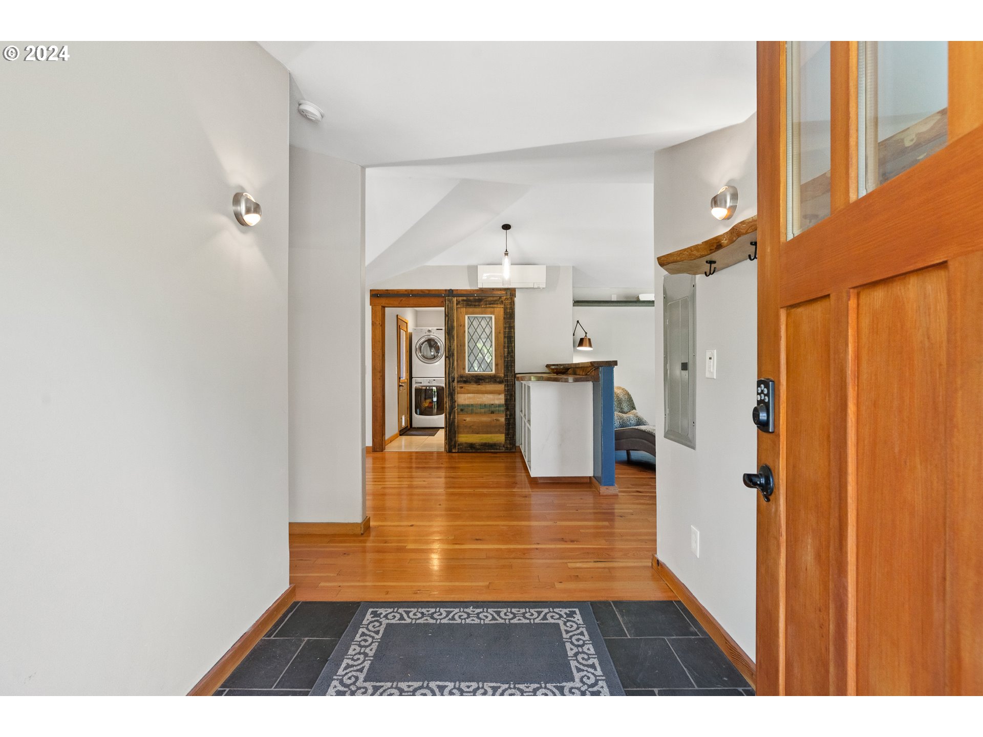 Entrance/Foyer