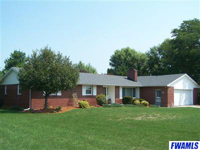 10711 Hoffman Road Fort Wayne, IN 46816 - Photo 2 of 20