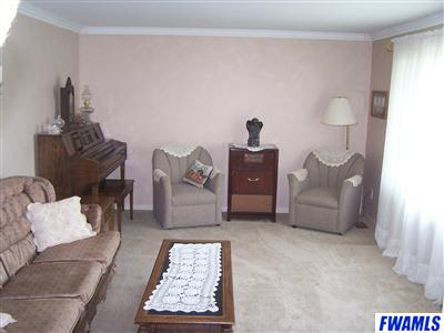 10711 Hoffman Road Fort Wayne, IN 46816 - Photo 4 of 20