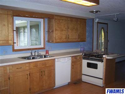 10711 Hoffman Road Fort Wayne, IN 46816 - Photo 8 of 20