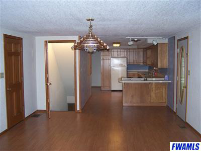 10711 Hoffman Road Fort Wayne, IN 46816 - Photo 9 of 20