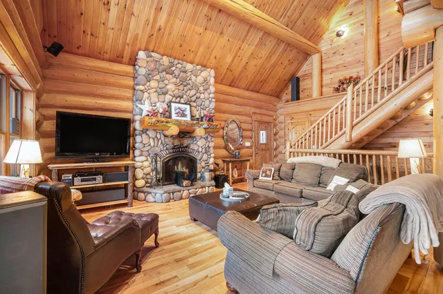$2,500,000 | 12294 Crystal Mountain Drive, Thompsonville, MI 49683