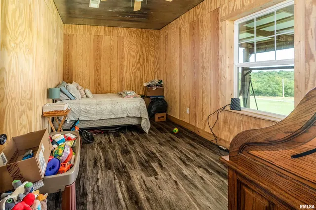 $725,000 | 2196 Wilderness Retreat Road, Jonesboro, IL 62952