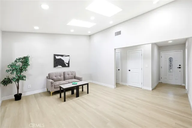 $595,000 | 175 South Eucalyptus Avenue, Rialto, CA 92376