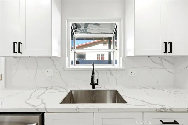 $595,000 | 175 South Eucalyptus Avenue, Rialto, CA 92376