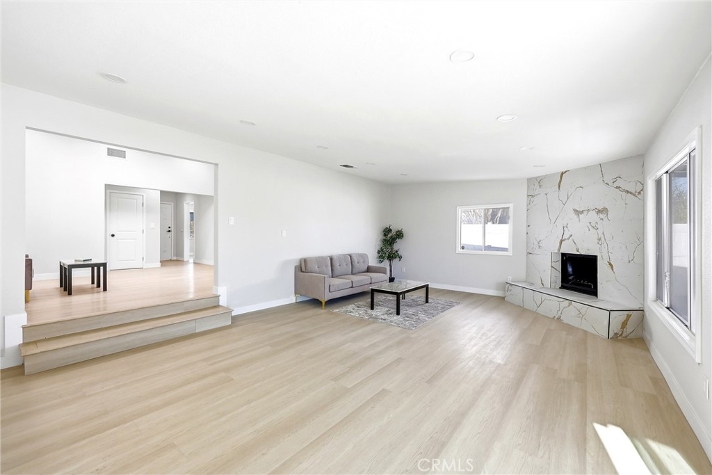 175 South Eucalyptus Avenue Rialto, CA 92376 - Photo 26 of 59