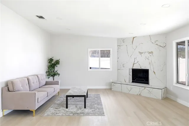 $595,000 | 175 South Eucalyptus Avenue, Rialto, CA 92376