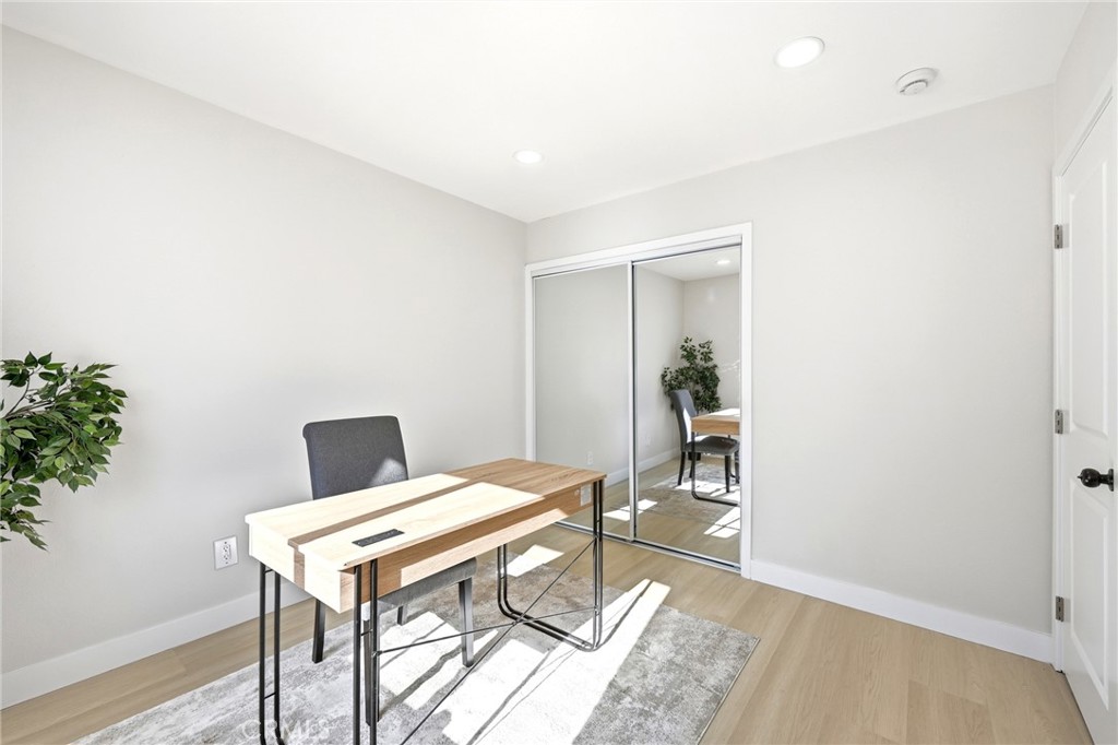 175 South Eucalyptus Avenue Rialto, CA 92376 - Photo 31 of 59