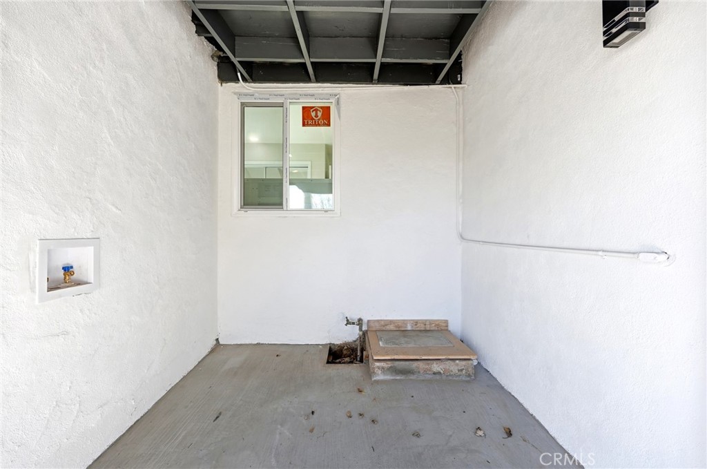 175 South Eucalyptus Avenue Rialto, CA 92376 - Photo 38 of 59