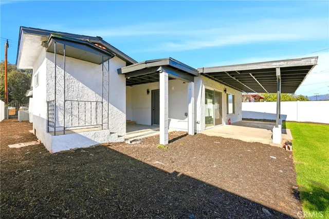 $595,000 | 175 South Eucalyptus Avenue, Rialto, CA 92376