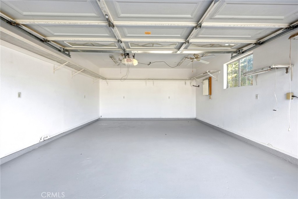 175 South Eucalyptus Avenue Rialto, CA 92376 - Photo 48 of 59