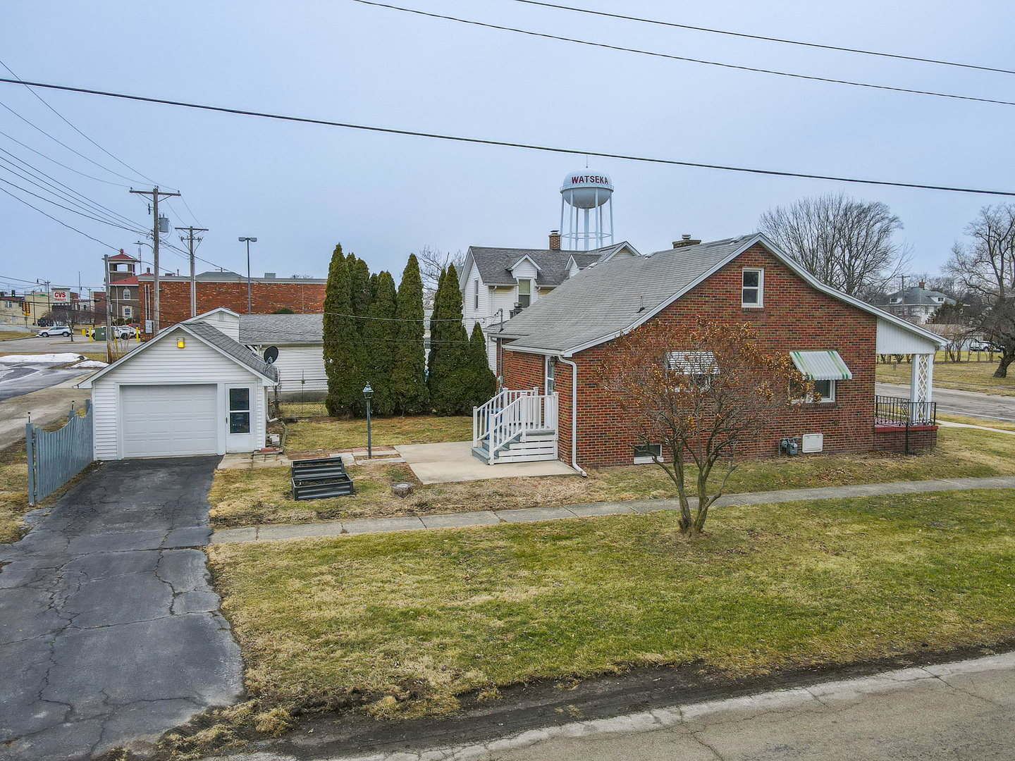 335 East Oak Street Watseka, IL 60970 - Photo 27 of 30