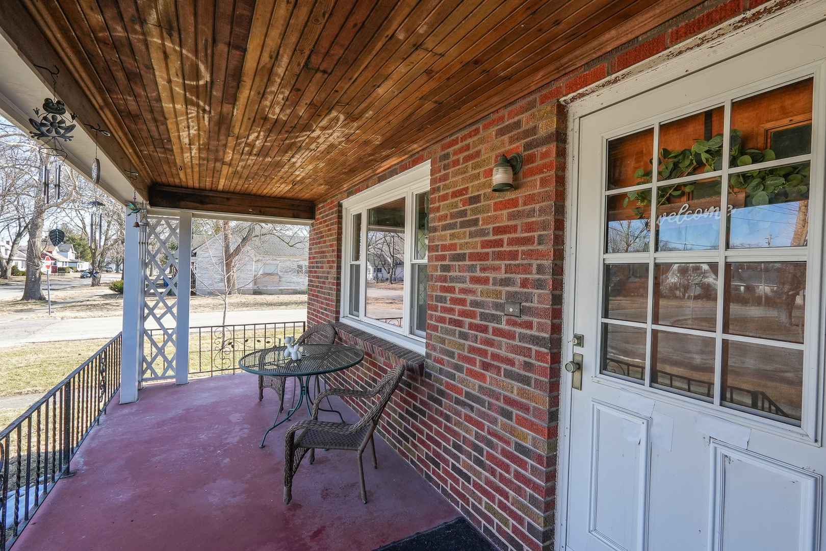 335 East Oak Street Watseka, IL 60970 - Photo 4 of 30