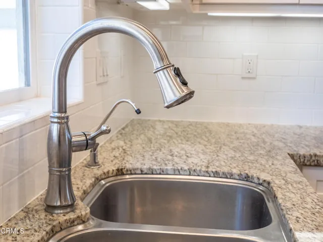 a close view of sink