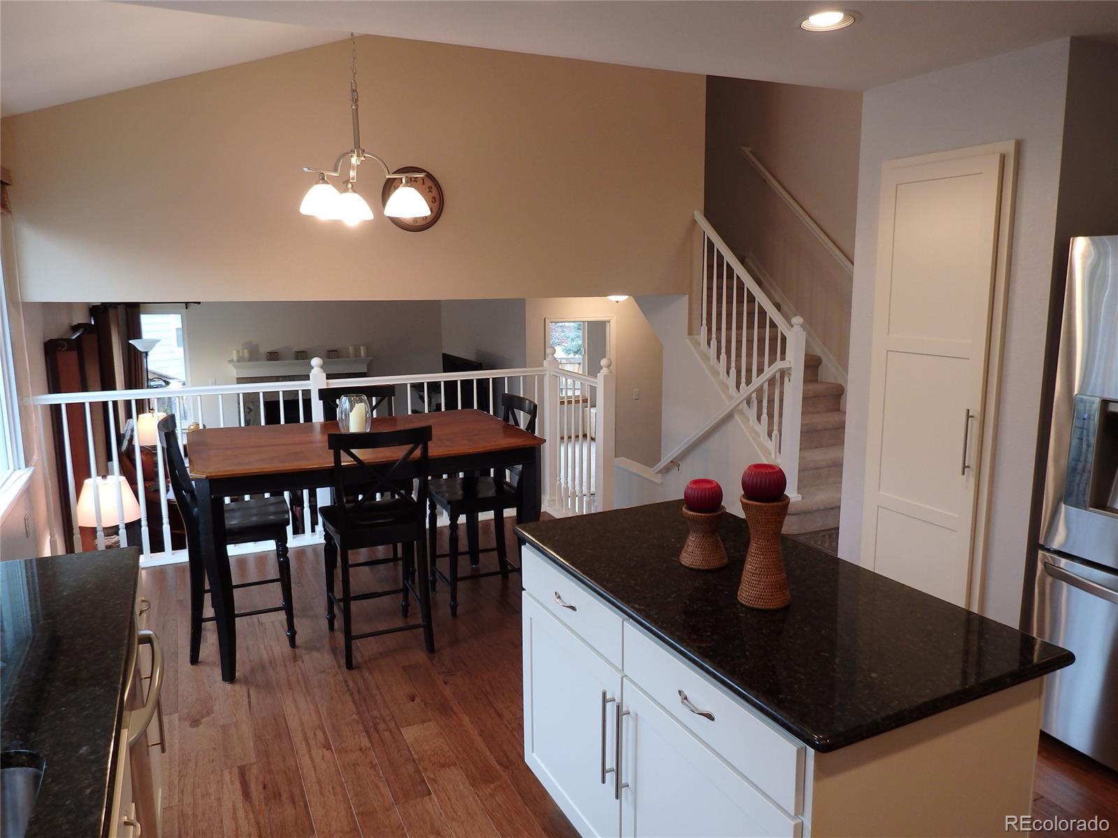 9762 South Spring Hill Place Highlands Ranch, CO 80129 - Photo 11 of 35 Gallery Image 11