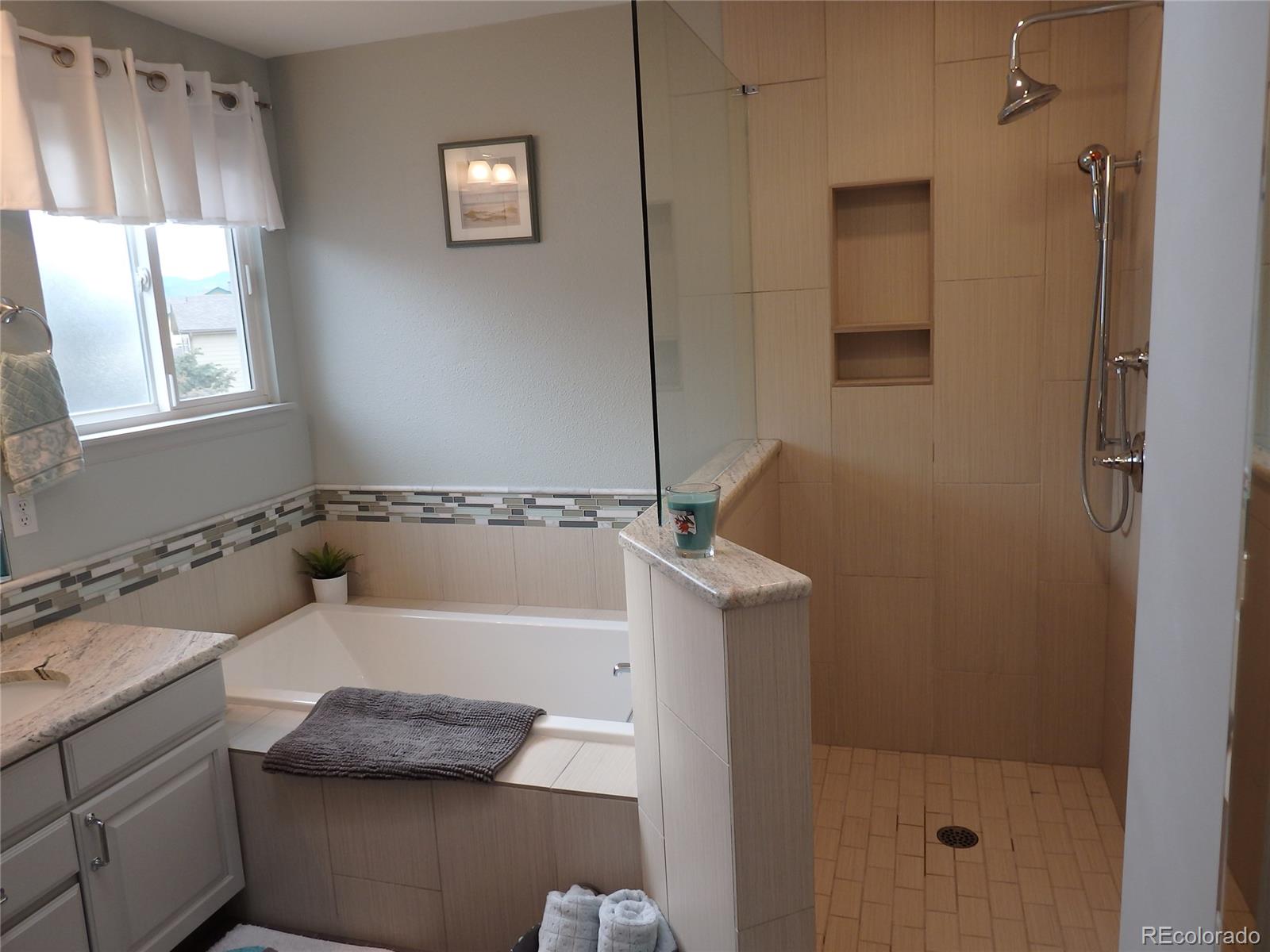 9762 South Spring Hill Place Highlands Ranch, CO 80129 - Photo 22 of 35 Gallery Image 22