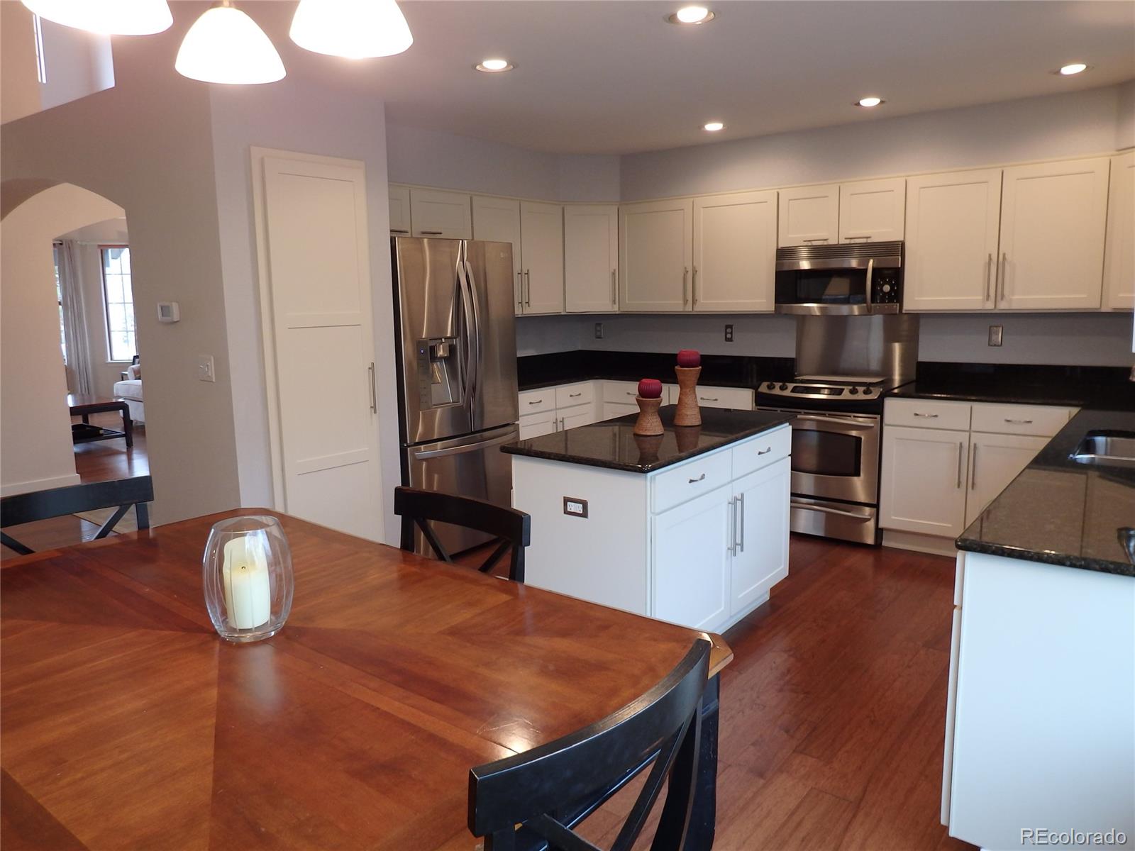 9762 South Spring Hill Place Highlands Ranch, CO 80129 - Photo 10 of 35 Gallery Image 10
