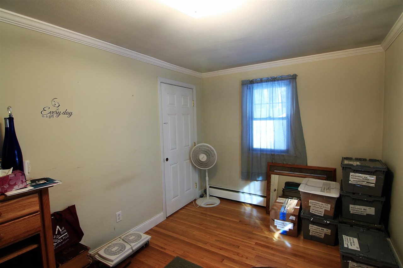 32 Goodhue Road Boscawen, NH 03303 - Photo 8 of 10 Gallery Image 8