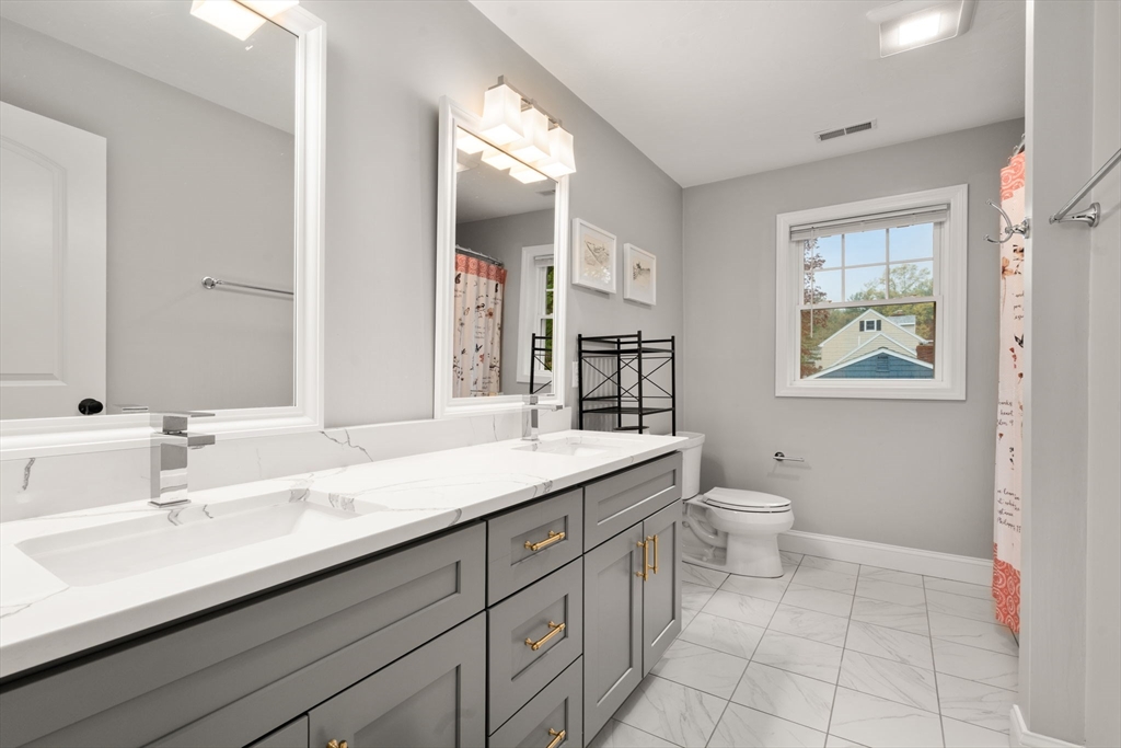 97 Batchelder Road Reading, MA 01867 - Photo 23 of 40
