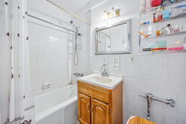 $308,000 | 142-05 Roosevelt Avenue, Unit 627 | Downtown Flushing