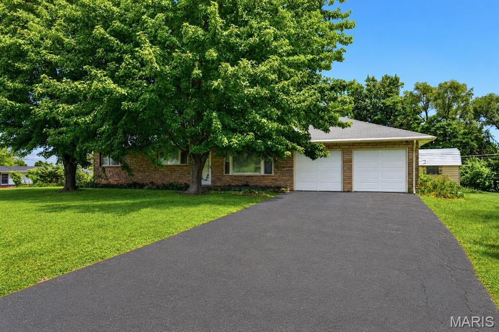 7 Wayne Street St. Charles, MO 63301 - Photo 1 of 43