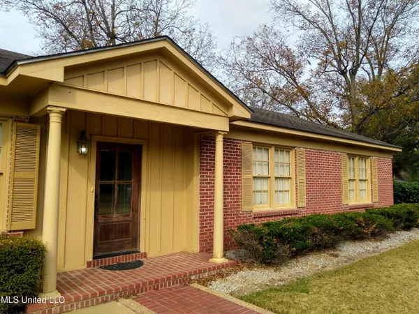 $204,250 | 611 Magnolia Drive, Indianola, MS 38751