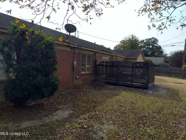 $215,000 | 611 Magnolia Drive, Indianola, MS 38751