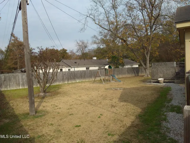 $215,000 | 611 Magnolia Drive, Indianola, MS 38751