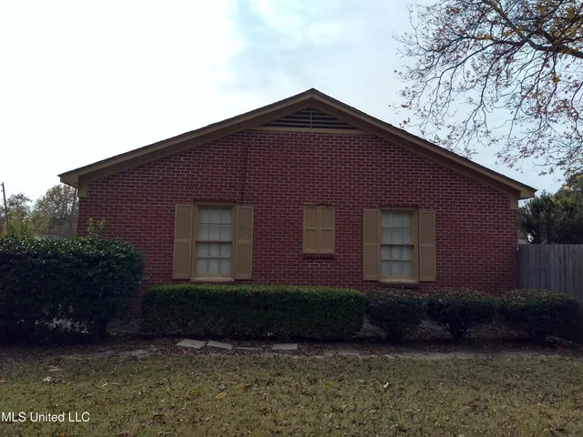 $215,000 | 611 Magnolia Drive, Indianola, MS 38751