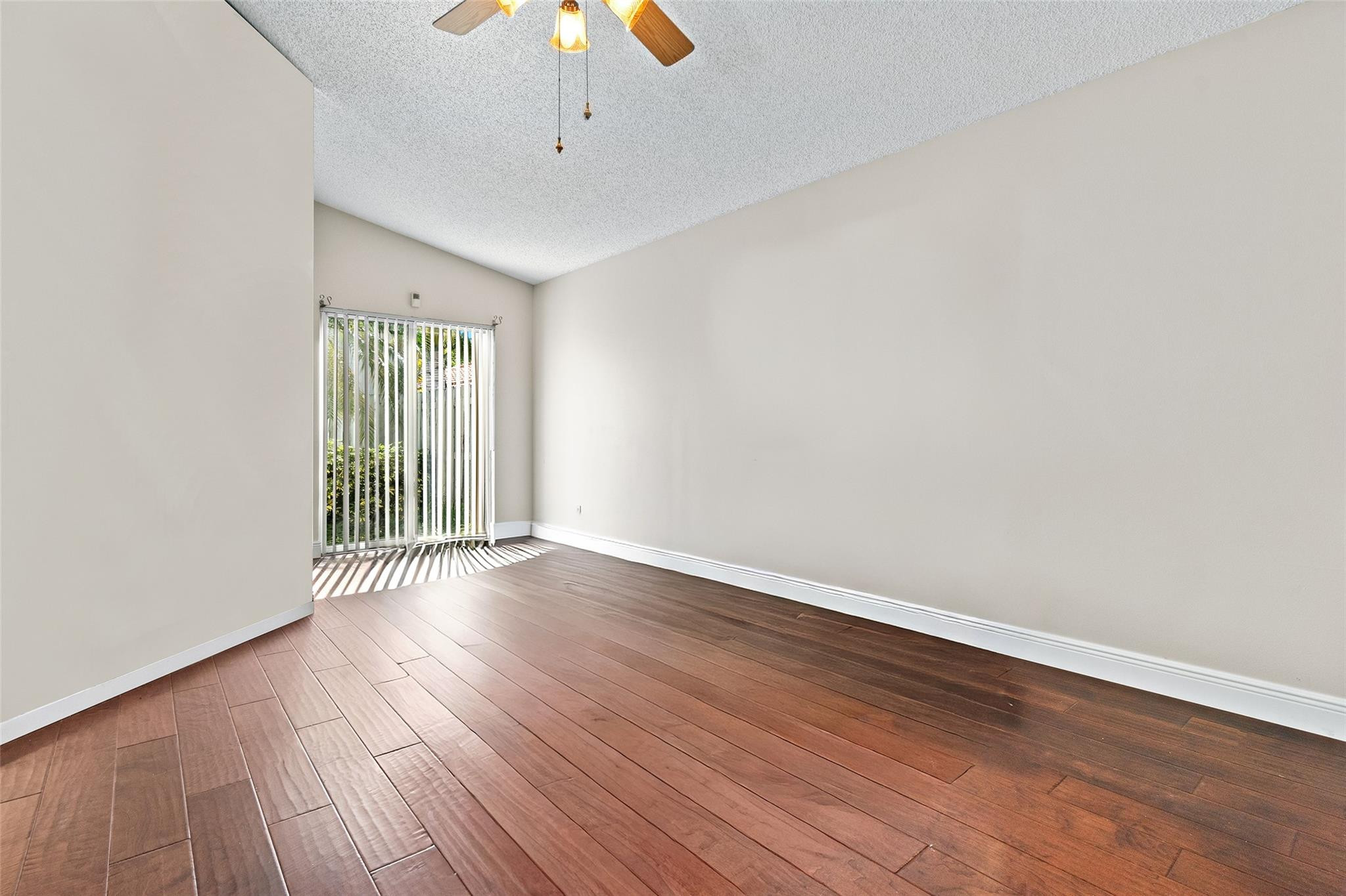 1487 Garden Road Weston, FL 33326 - Photo 11 of 39 Photo 11