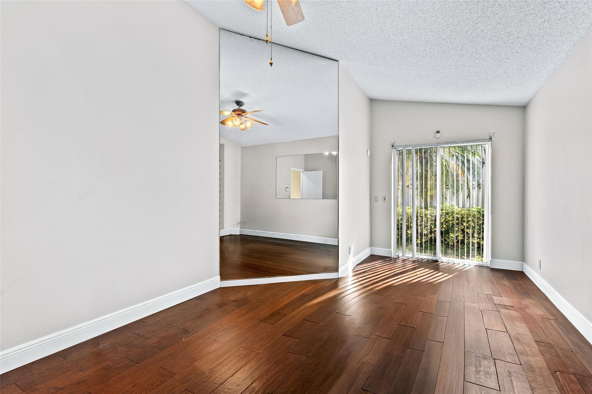 1487 Garden Road Weston, FL 33326 - Photo 13 of 39 Photo 13