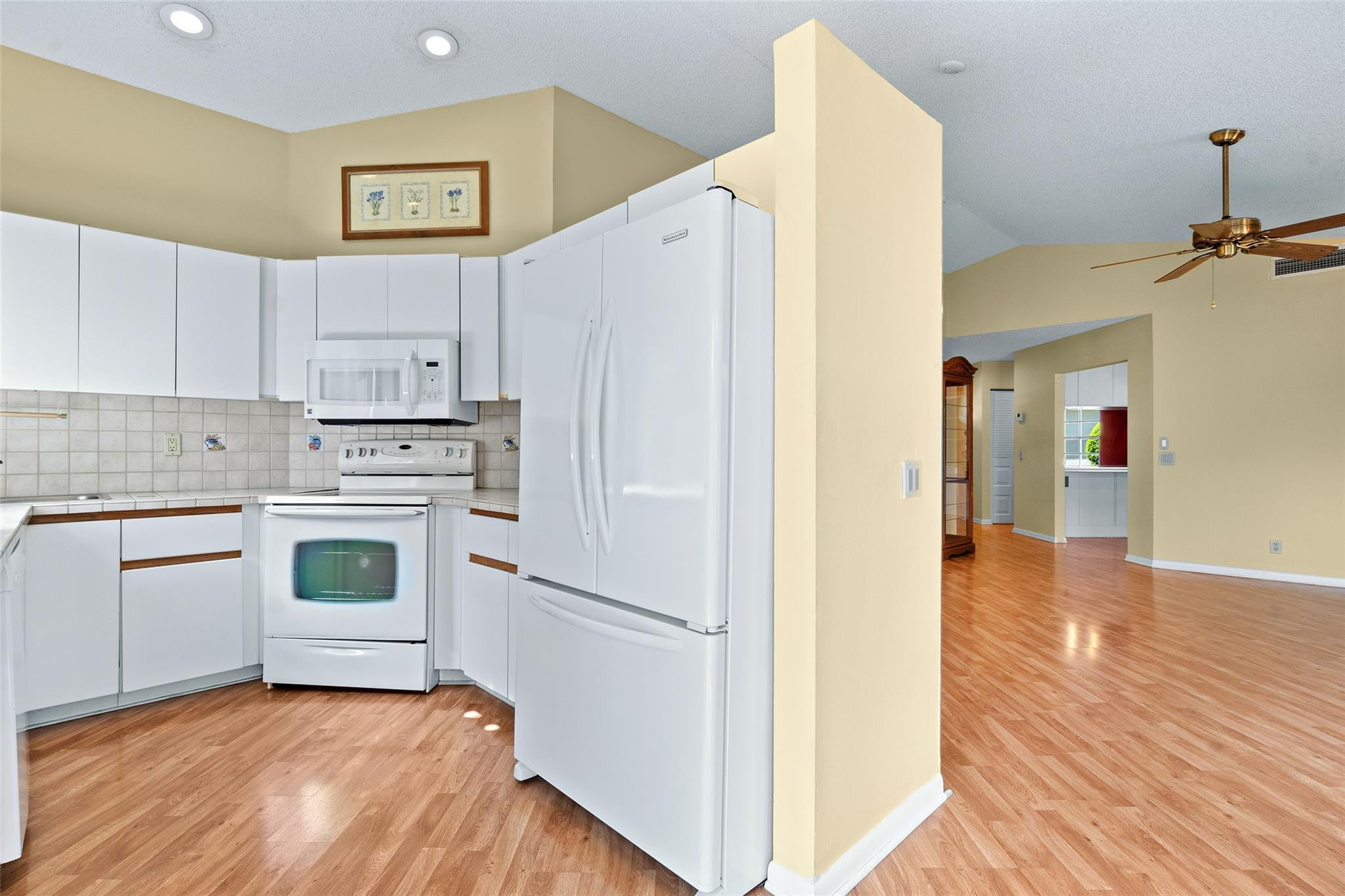 1487 Garden Road Weston, FL 33326 - Photo 8 of 39 Photo 8