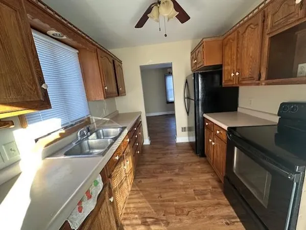 $134,000 | 905 9th Avenue Southwest, Austin, MN 55912