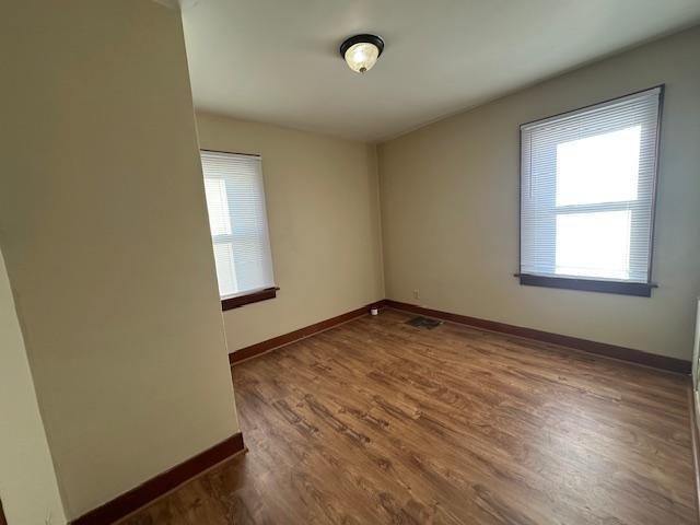 905 9th Avenue Southwest Austin, MN 55912 - Photo 4 of 8