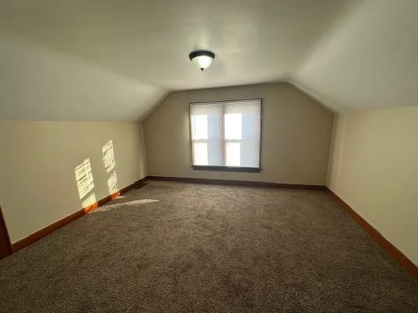 $134,000 | 905 9th Avenue Southwest, Austin, MN 55912