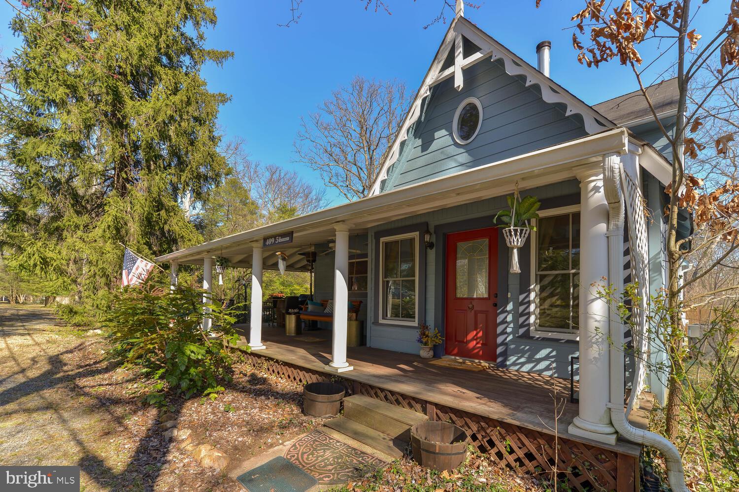 409 5th Avenue Washington Grove, MD 20880 - Photo 4 of 63