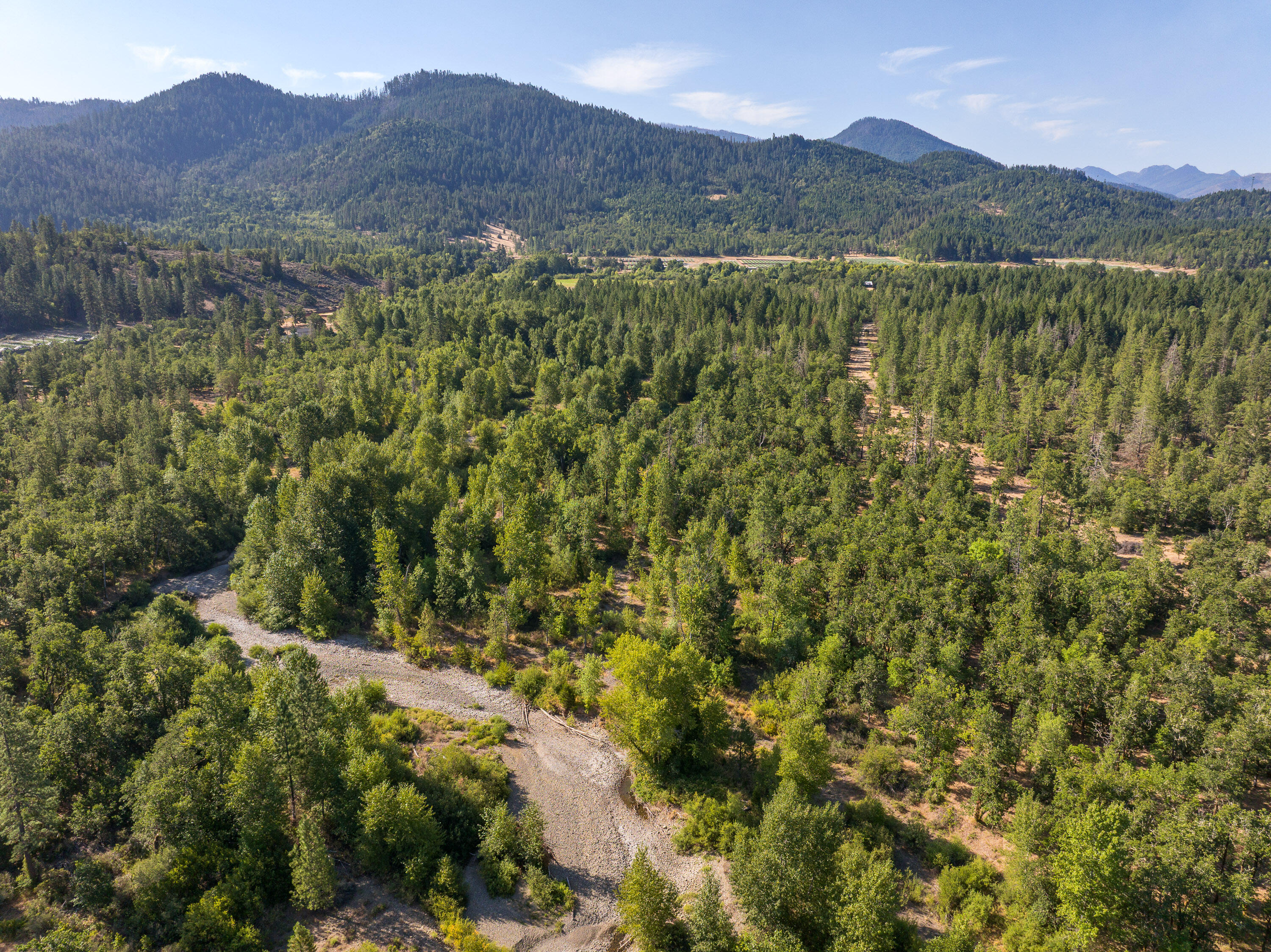 1257 Ridge Vista Drive Cave Junction, OR 97523 - Photo 8 of 26 1257RidgeVistaDr-007