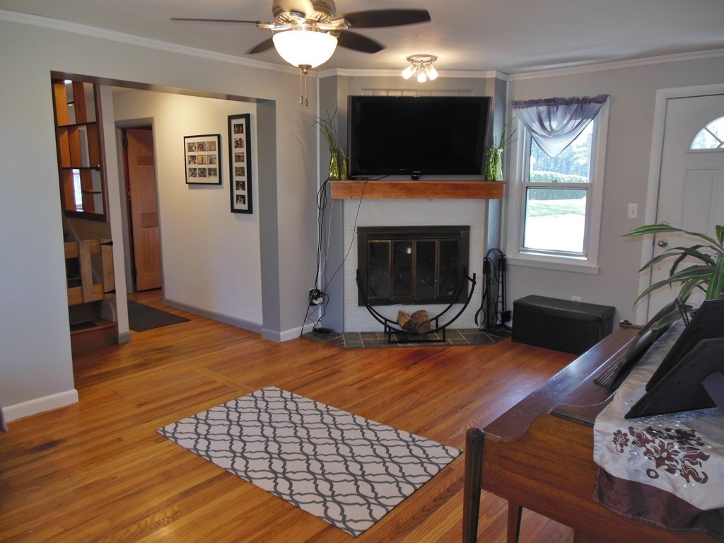 232 Great Plains Road West Springfield, MA 01089 - Photo 8 of 30 Gallery Image 8