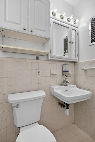 $685,000 | 1701 Northeast 55th Street, Fort Lauderdale, FL 33334