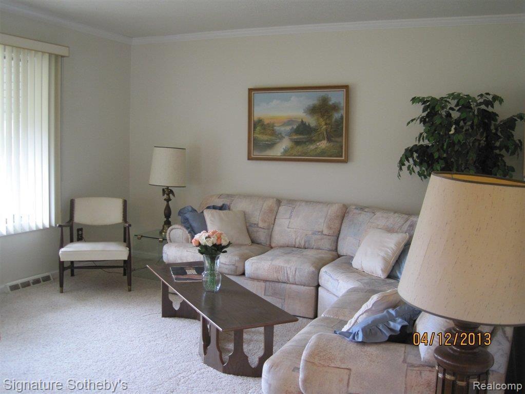 1192 Hickory Ridge Road Milford, MI 48380 - Photo 2 of 19 Sunny Living Room