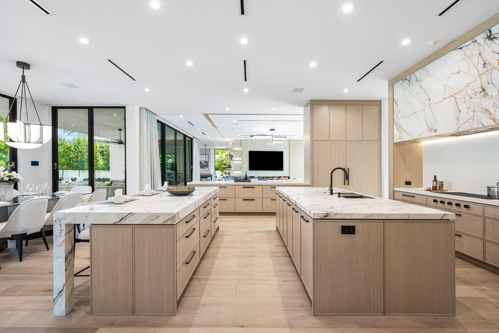 481 Thatch Palm Drive Boca Raton, FL 33432 - Photo 16 of 97 481_Thatch_Palm_Drive_16