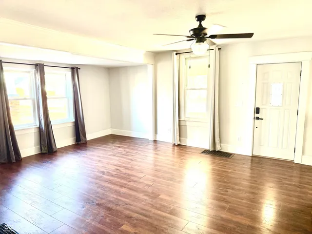 $234,900 | 9408 West High Street, Yorktown, IN 47396