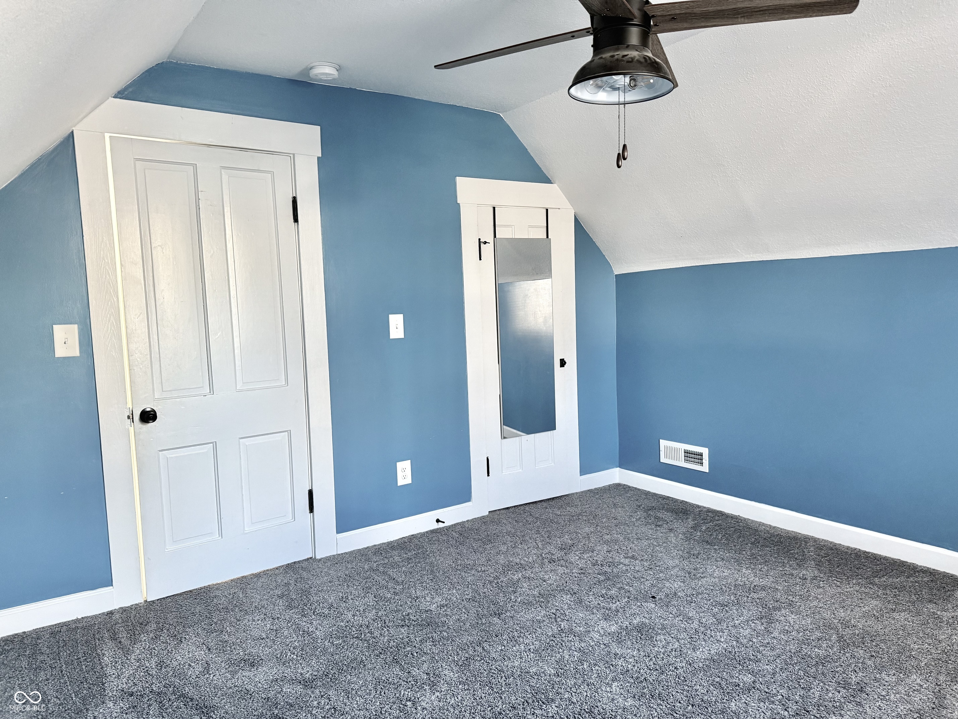 9408 West High Street Yorktown, IN 47396 - Photo 24 of 27