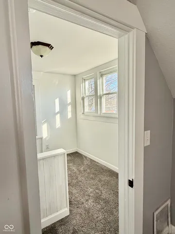 $234,900 | 9408 West High Street, Yorktown, IN 47396