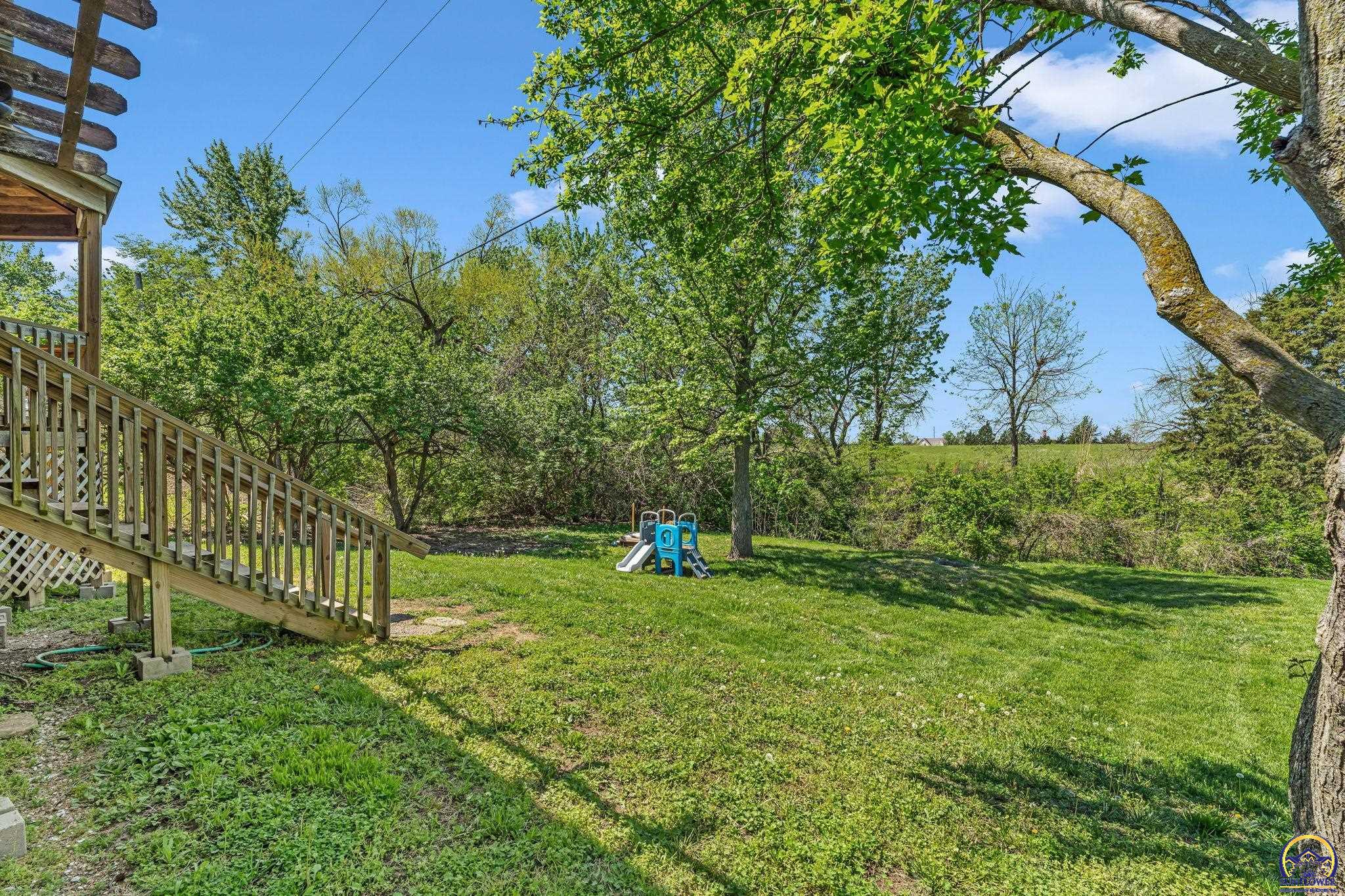 1579 Southwest Cheyenne Hills Road Topeka, KS 66604 - Photo 40 of 40